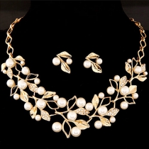 Fashion Faux Pearl Rhinestone Branch Necklace and Earrings Set