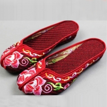 Ethnic Style Round Toe Wedge Heel Embroidered Slippers