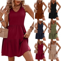Fashion Solid Color Round Neck Sleeveless Tiered Dress