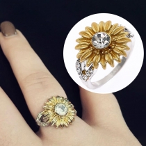 Fashion Rhinestone Inlaid Sunflower Shaped Ring