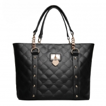 Fashion Luxury Hardware Chains Quilted Studded Handbag Shoulder Bag