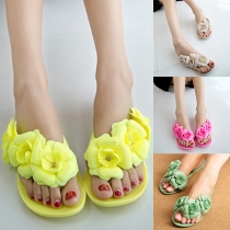Fashion Style Solid Color Camellia Shape Flat Heel Flip Flops