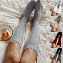 Fashion Solid Color Knee-length Knit Socks