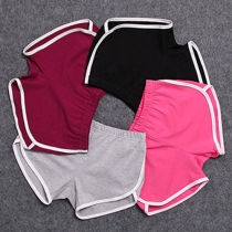 Fashion Contrast Color Elastic Waist Sports Shorts