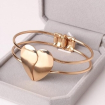 Fashion Gold-tone Heart Bracelet