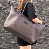 Lightweight Cowhide Shoulder Handbag with Large Capacity